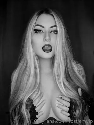 Fr0stqueenvip OnlyFans Leaked Free Thumbnail Picture - #LOWhEIkC3K