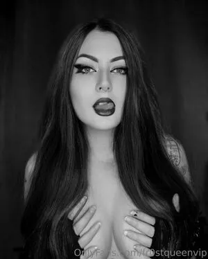 Fr0stqueenvip OnlyFans Leaked Free Thumbnail Picture - #s5cKCZ1nFL