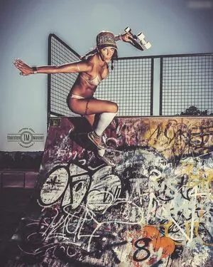 Fraen Van K OnlyFans Leaked Free Thumbnail Picture - #M8NoFDHHR7