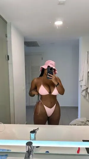 Francakess OnlyFans Leaked Free Thumbnail Picture - #M4gesHosCB