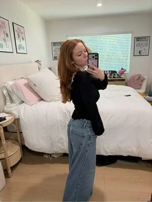 Francesca Capaldi OnlyFans Leaked Free Thumbnail Picture - #4vsGGwD7cu