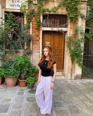 Francesca Capaldi OnlyFans Leaked Free Thumbnail Picture - #Gv9JgOPOI9