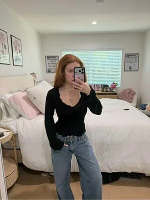 Francesca Capaldi OnlyFans Leaked Free Thumbnail Picture - #w1fpctOuoe