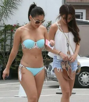 Francia Raisa OnlyFans Leaked Free Thumbnail Picture - #0IeyuoQhGs