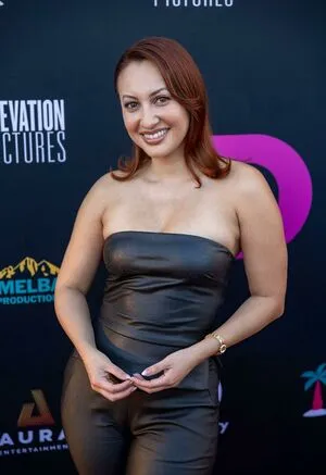 Francia Raisa OnlyFans Leaked Free Thumbnail Picture - #9SnorI7xS7