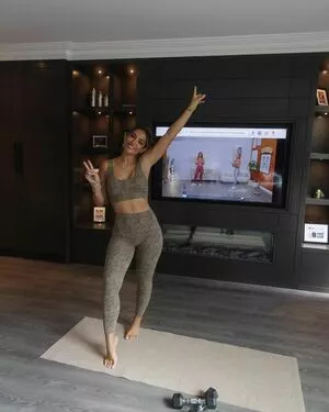 Frankie Bridge OnlyFans Leaked Free Thumbnail Picture - #3BDzYgiRA1