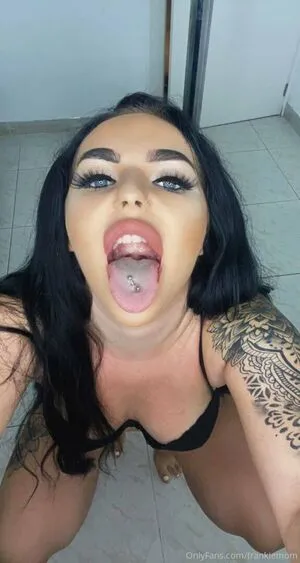 Frankiemom OnlyFans Leaked Free Thumbnail Picture - #5lzFb6jl9s