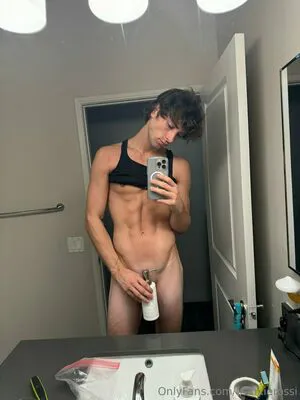 Frankierossi OnlyFans Leaked Free Thumbnail Picture - #g8D8isAJLm