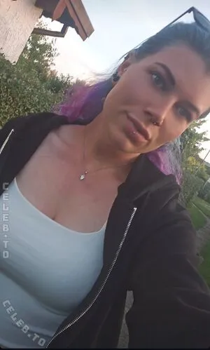 Franzi B OnlyFans Leaked Free Thumbnail Picture - #OurKSR8NjI