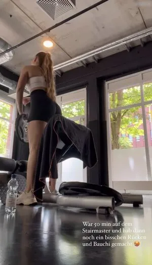 Franzi Dohn OnlyFans Leaked Free Thumbnail Picture - #bIFhg4Omic