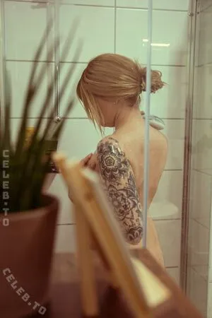 Frau Box OnlyFans Leaked Free Thumbnail Picture - #4tD7SxalEX