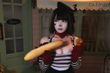 frauleinmilk OnlyFans Leaked Free Thumbnail Picture - #4ZJdvzap7K