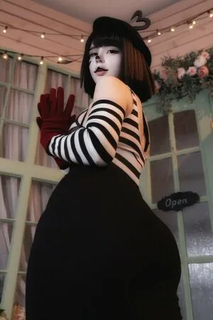 frauleinmilk OnlyFans Leaked Free Thumbnail Picture - #SwAZ7cTcz7