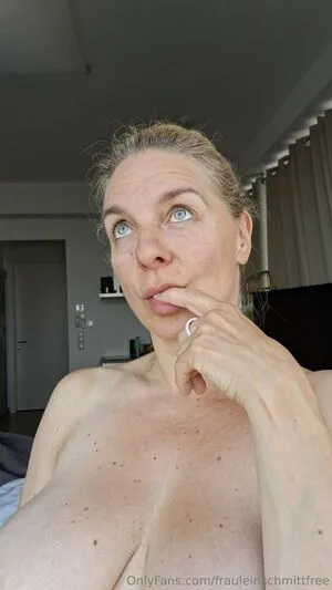 Frauleinschmittfree OnlyFans Leaked Free Thumbnail Picture - #02Glwl8v1l