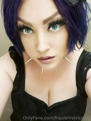Frauleinvivicalee OnlyFans Leaked Free Thumbnail Picture - #U2TU0HR1J9