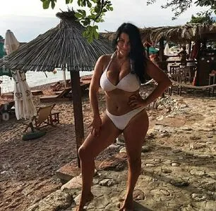 Frautramvai4ik OnlyFans Leaked Free Thumbnail Picture - #INoAYOS54s