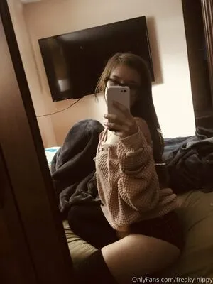 Freaky Hippy OnlyFans Leaked Free Thumbnail Picture - #ZU8YRVWWUU