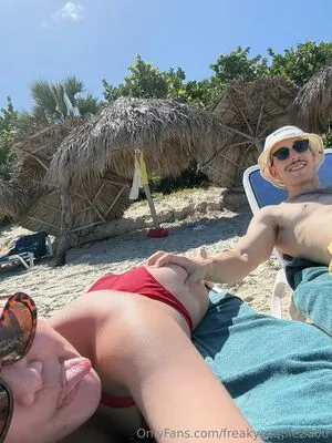 Freakycouple2000 OnlyFans Leaked Free Thumbnail Picture - #7OsbQrtV24