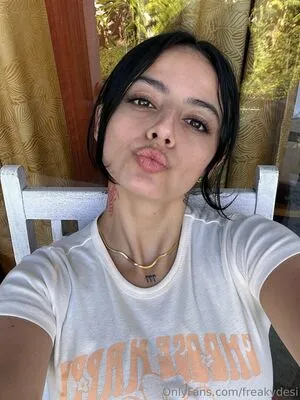 freakydesi OnlyFans Leaked Free Thumbnail Picture - #CypeHXsjSX