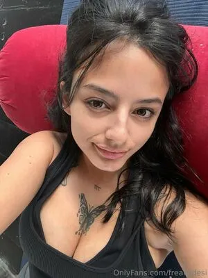 freakydesi OnlyFans Leaked Free Thumbnail Picture - #EMB6safOSy