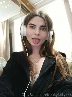 Freakykittyxxx OnlyFans Leaked Free Thumbnail Picture - #NkX1olg6gk