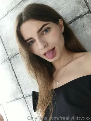 Freakykittyxxx OnlyFans Leaked Free Thumbnail Picture - #zI0MWUisr5