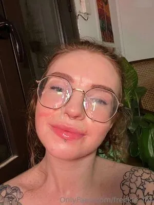 Freckle Fox OnlyFans Leaked Free Thumbnail Picture - #Bo0pvfUN8T
