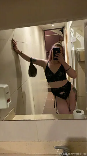 Freckle Fox OnlyFans Leaked Free Thumbnail Picture - #h1R168hxEC