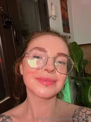 Freckle Fox OnlyFans Leaked Free Thumbnail Picture - #z4pIvV9oKP