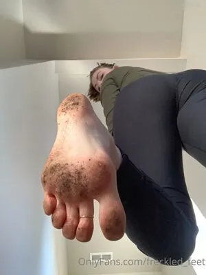 Freckled Feet OnlyFans Leaked Free Thumbnail Picture - #7rqvrBVfwN