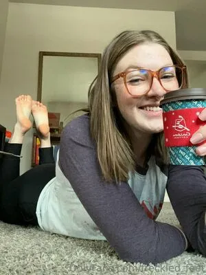 Freckled Feet OnlyFans Leaked Free Thumbnail Picture - #A66eDBKFIp