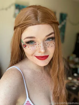 Freckledhobo OnlyFans Leaked Free Thumbnail Picture - #Tofsqulyyy