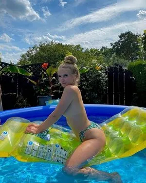 Frederike O OnlyFans Leaked Free Thumbnail Picture - #1MiZwVkfPb
