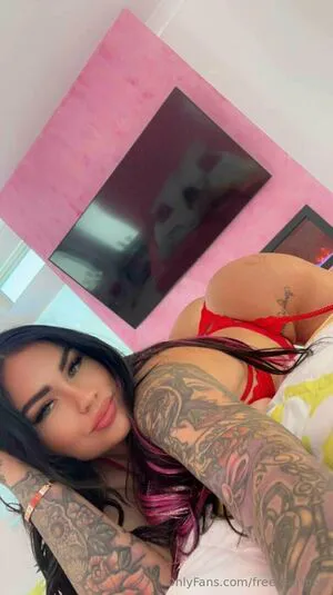 Free Karmen OnlyFans Leaked Free Thumbnail Picture - #aThinjtgmd