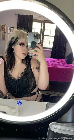 Free Nsfw Peaches OnlyFans Leaked Free Thumbnail Picture - #GfdZB84yZu