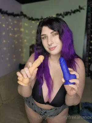 Freearianox OnlyFans Leaked Free Thumbnail Picture - #YyeoOMlYof