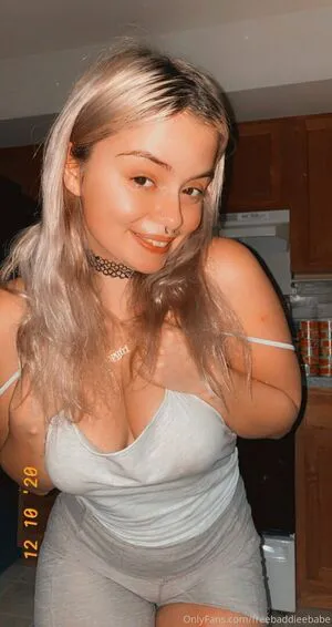 Freebaddieebabe OnlyFans Leaked Free Thumbnail Picture - #ATfuPMU44K