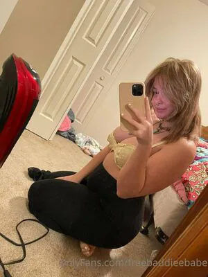 Freebaddieebabe OnlyFans Leaked Free Thumbnail Picture - #Q4AMPtRUth