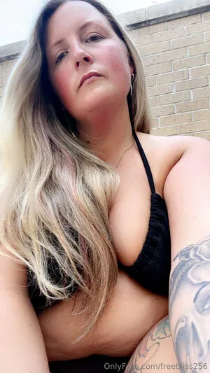 Freebliss256 OnlyFans Leaked Free Thumbnail Picture - #9flhOK8MAv