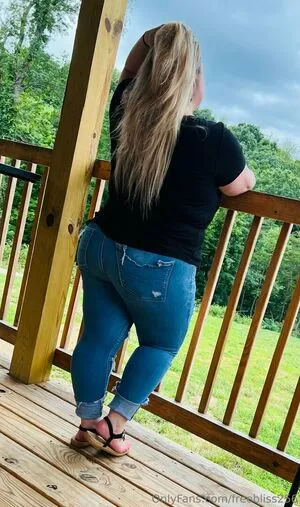 Freebliss256 OnlyFans Leaked Free Thumbnail Picture - #BzKyVxZyXe