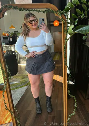 Freedemibleu OnlyFans Leaked Free Thumbnail Picture - #sOFXbLU5ql