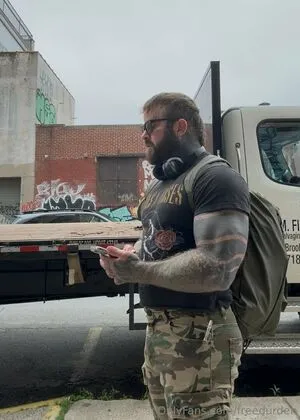 Freedurden OnlyFans Leaked Free Thumbnail Picture - #2RnB1xwryn