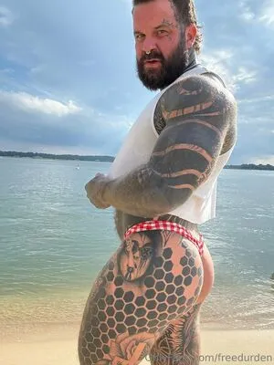 Freedurden OnlyFans Leaked Free Thumbnail Picture - #64iS33Pmmi
