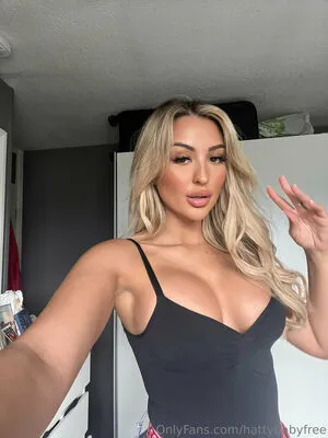 Freeharper OnlyFans Leaked Free Thumbnail Picture - #9KafacHcnb