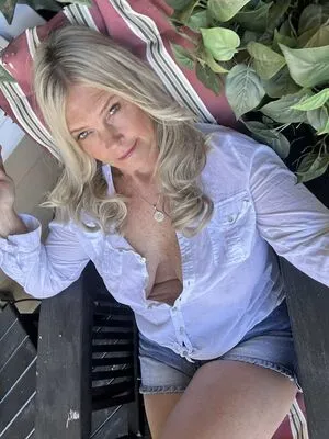 Freehotwifeblondie OnlyFans Leaked Free Thumbnail Picture - #88QaG23m0z