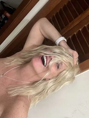 Freehotwifeblondie OnlyFans Leaked Free Thumbnail Picture - #yoFySUNxoS