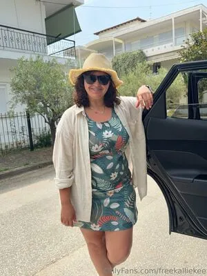 Freekalliekee OnlyFans Leaked Free Thumbnail Picture - #HBj4QmuZbg