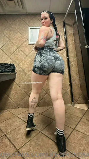 Freelifeofkendra OnlyFans Leaked Free Thumbnail Picture - #0qn86BGGp1