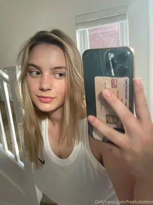 Freelubielexi OnlyFans Leaked Free Thumbnail Picture - #QRrjbMTMB9