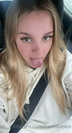 Freelubielexi OnlyFans Leaked Free Thumbnail Picture - #vTuD3XVcX2